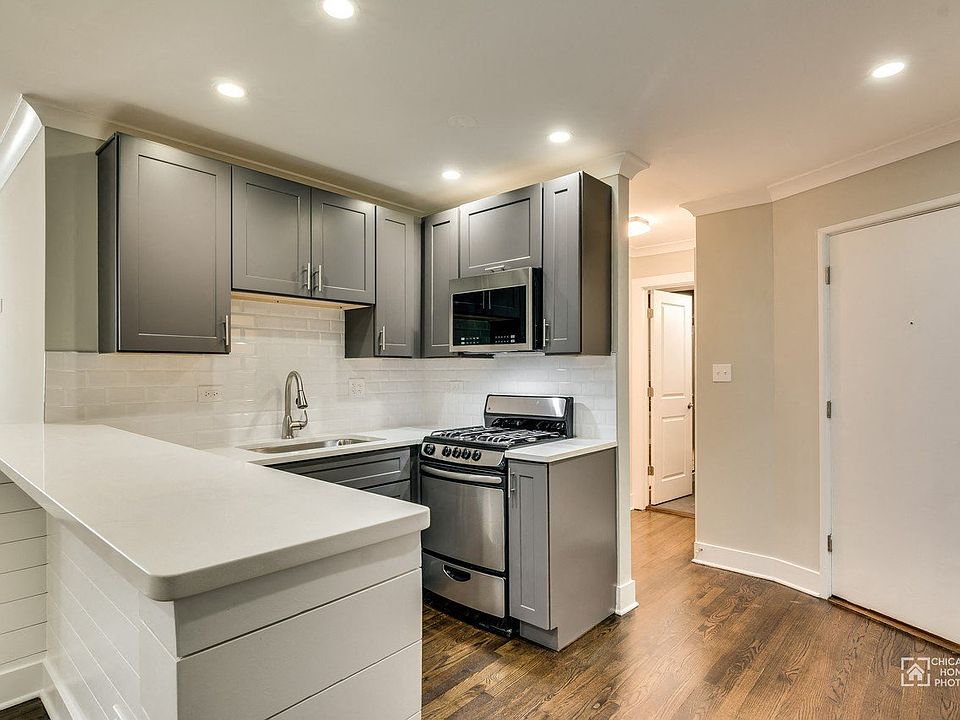 Studio Kitchen