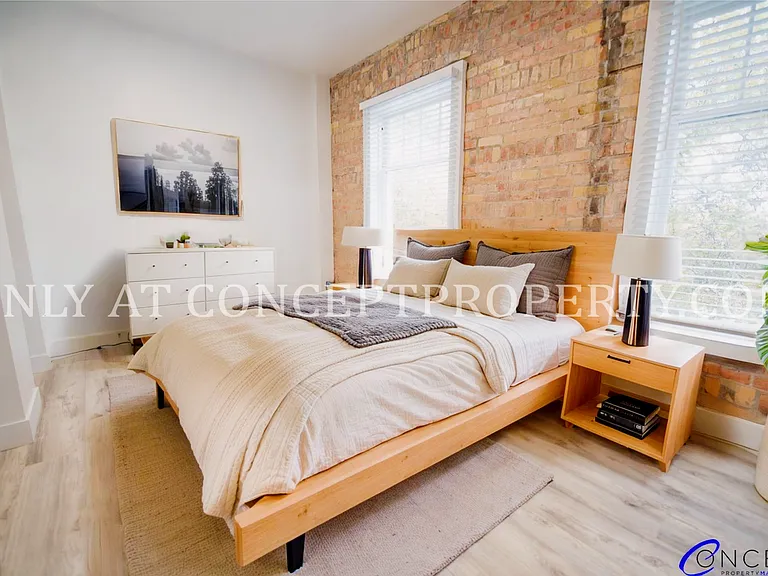 First Avenue Flats — Photo 74