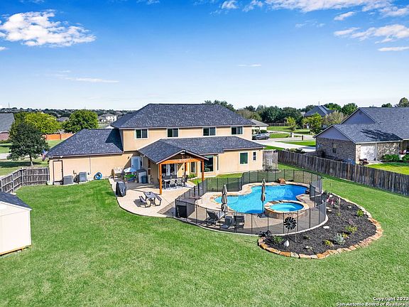 4th image of 159 BONNIES WAY