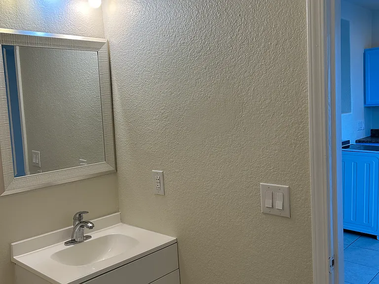 1516 Calavo Dr #2 — Photo 9