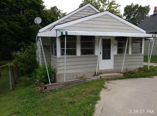 2102 E 38th St, Anderson, IN 46013