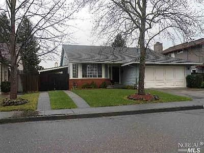 2nd image of 131 Dartmouth Way