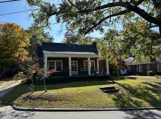 302 S Caledonia Rd, Laurinburg, NC 28352