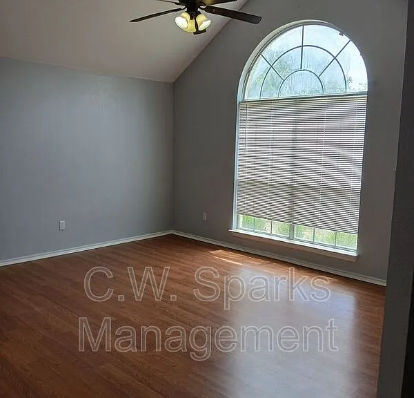 3610 Berrywood Cir — Photo 8