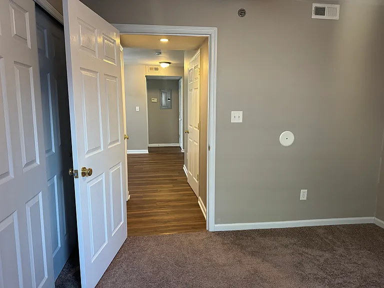 15102 Spring Creek Ln — Photo 8