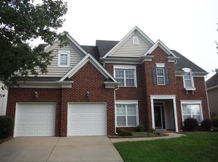 13216 White Moon Ct, Charlotte, NC 28213