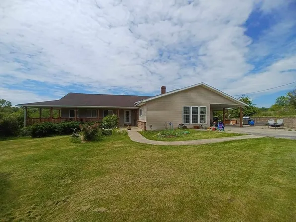 873 Franklin Valley Rd, Oak Hill, OH 45656