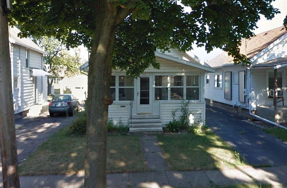 1st image of 607 N Clemens Ave