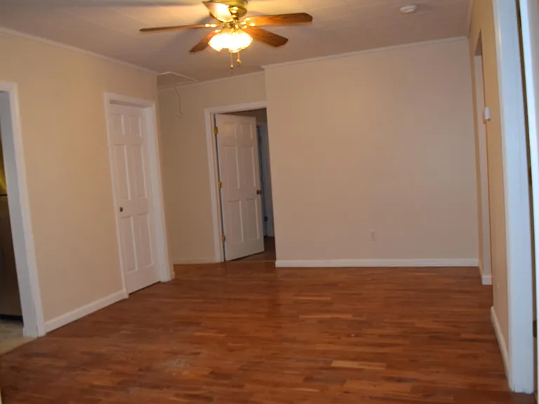 99 Leroy Pl — Photo 13