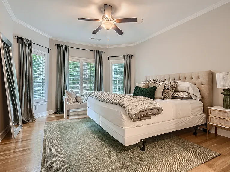 3362 Mathieson Dr NE — Photo 21