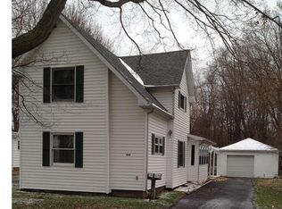 564 Lakeview Ave, Conneaut, OH 44030