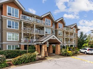 6430 194th St #310, Surrey, BC V4N 6J7