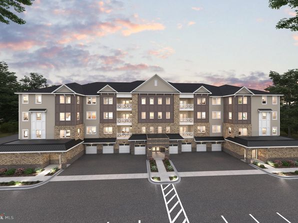 13230 Petrel St #2207, Clarksburg, MD 20871