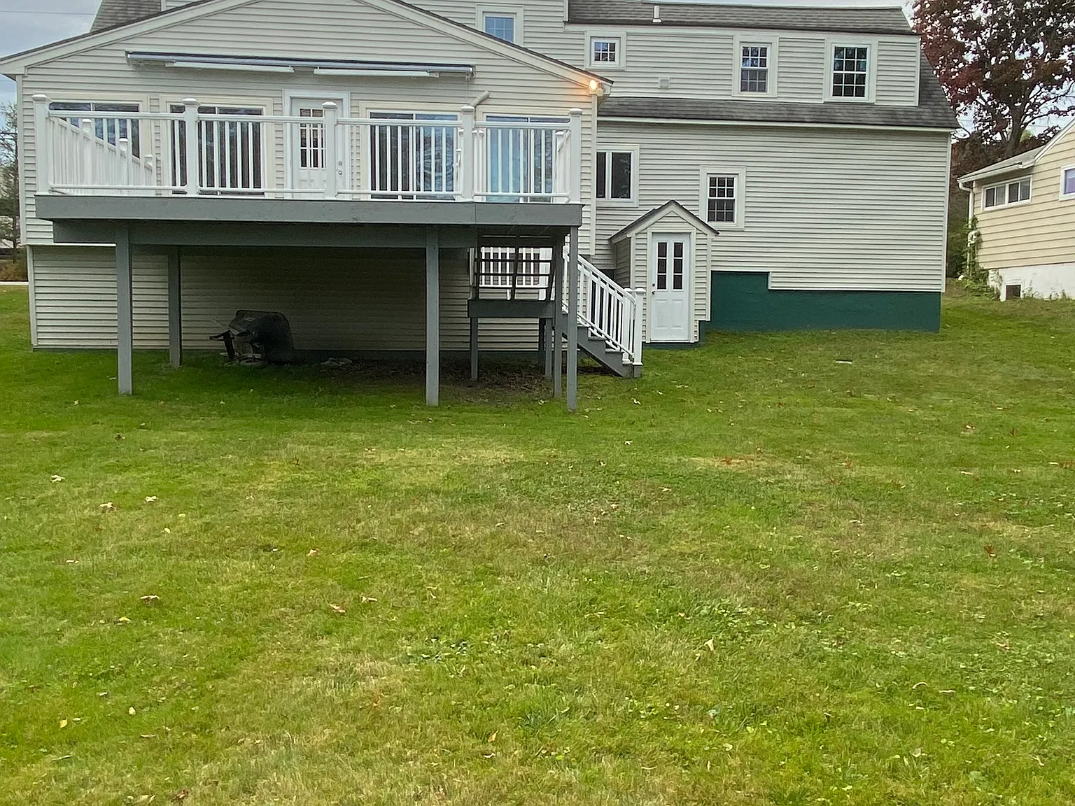 3 bed, 2146 sqft, $3,600 — Photo 2