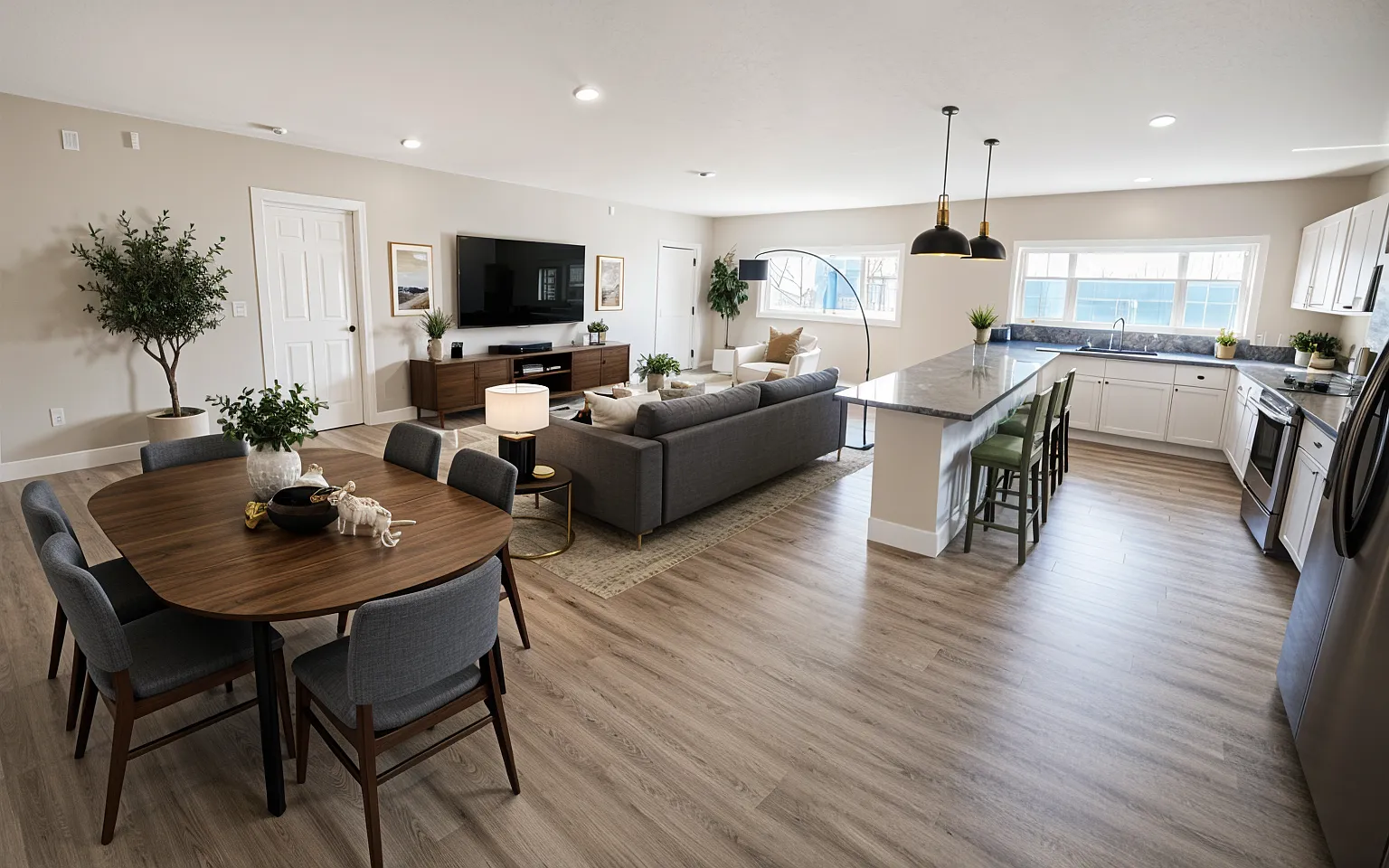 5 Jefferson Way — Photo 1