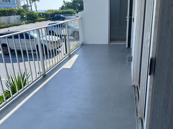800 SE 20th Avenue #105, Deerfield Beach, FL 33441