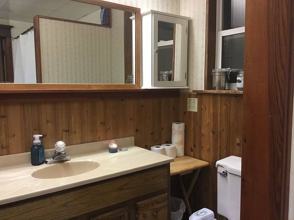 2nd image of 459 6th St