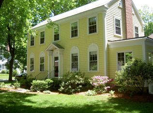 33 Balmoral St, Andover, MA 01810