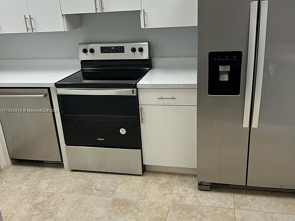 5th image of 9371 Fontainebleau Blvd APT I237