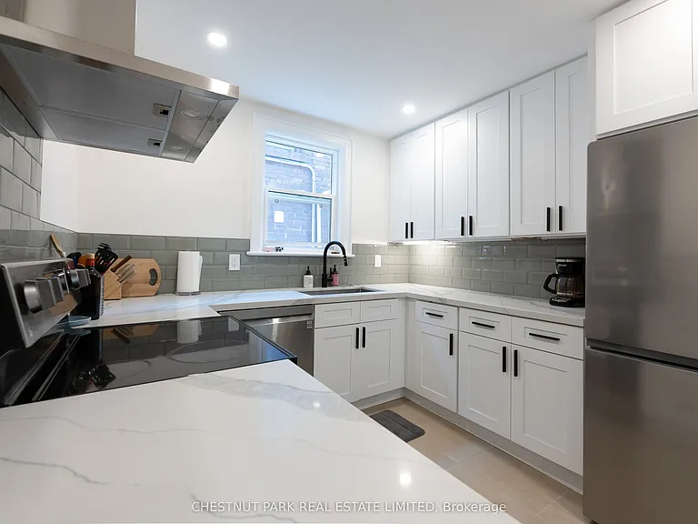 49 Springmount Ave #B — Photo 7