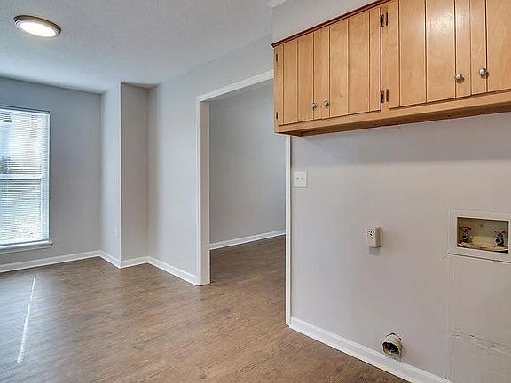 5th image of 3761 Riverwatch Pkwy #B