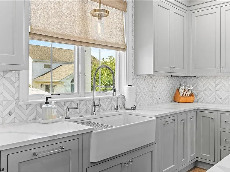428 N Pembroke Ave #FULL SUMMER RENTAL W — Photo 30
