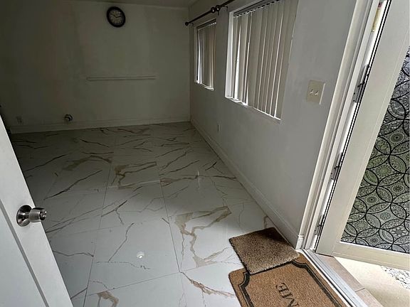 2nd image of 520 NE 161st St