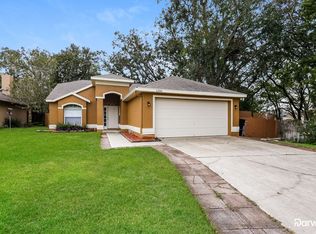 1200 Woodfield Oaks Dr, Apopka, FL 32703