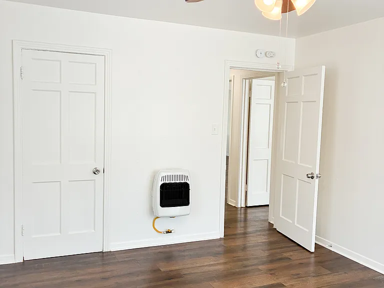 110 W Oakview Pl #2 — Photo 15