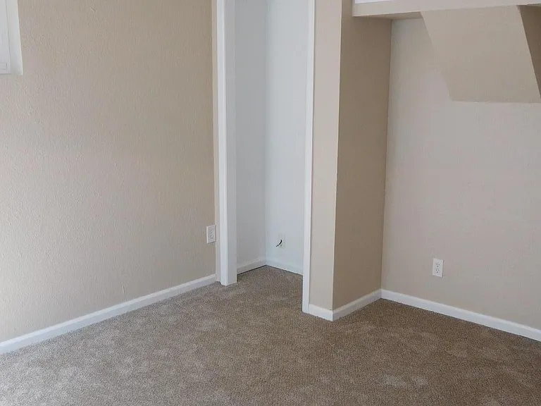 1399 Scranton St — Photo 13
