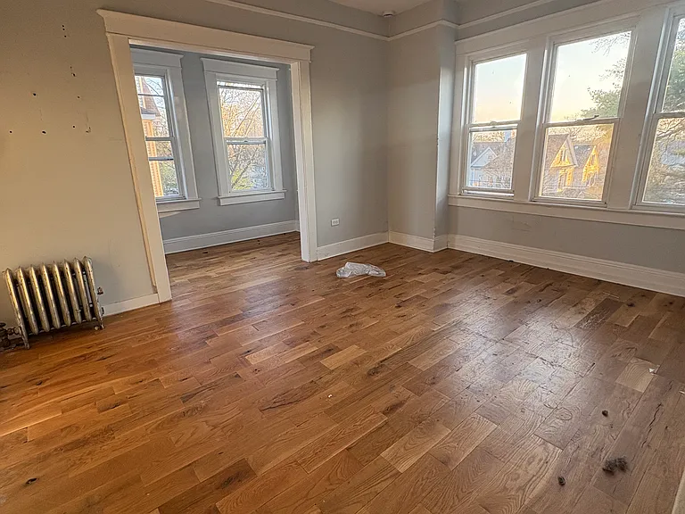 704 Kensington Ave #E — Photo 6