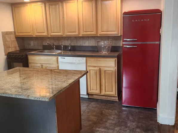 875 W Miner St APT 3, West Chester, PA 19382