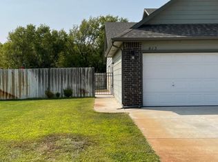 413 N Baughman St #413, Haysville, KS 67060