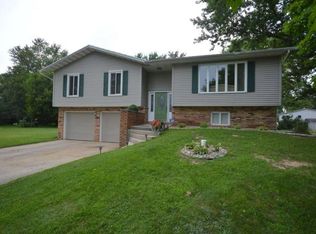 26897 Roseland Rd, Elkhart, IN 46514