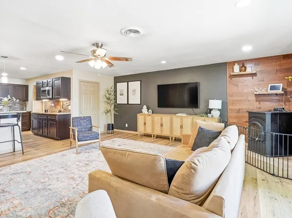 1435 Bandera Dr, Roscoe, TX 79545