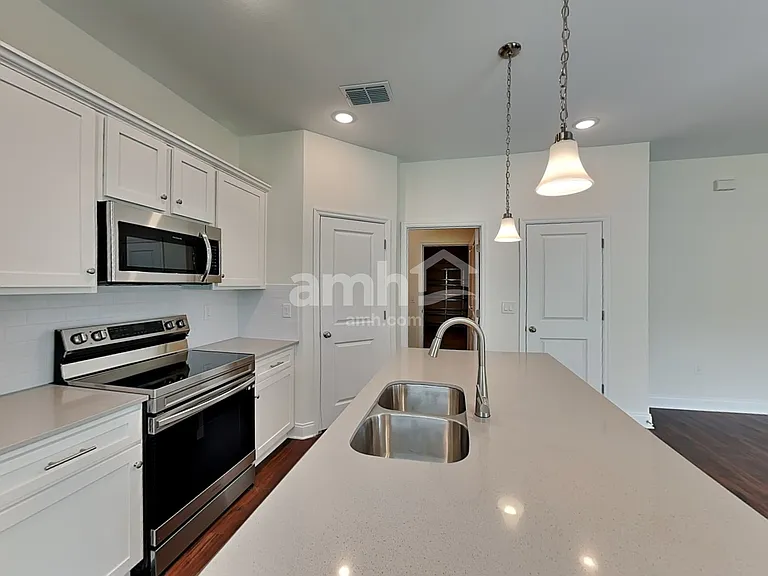 6182 Little Bluff Cir — Photo 3
