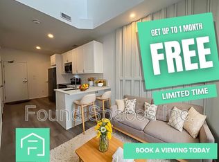 16 W Avenue South Ave #109, Hamilton, ON L8N 2S1
