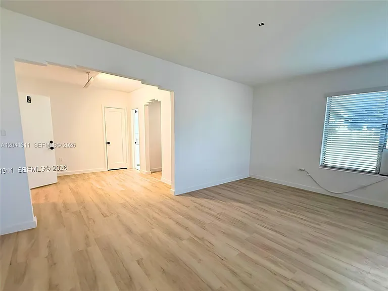 641 10th St #2 — Photo 4