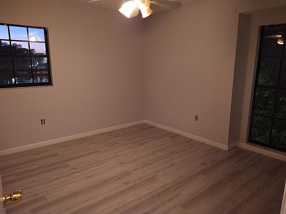 5th image of 13802 N 42nd St APT F203