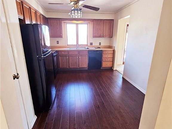 5th image of 846 Pearson Cir Unit 3
