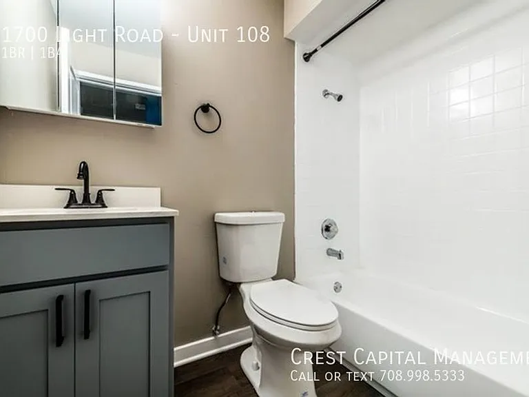 1600 Light Rd #208 — Photo 2