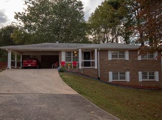 3248 W Stewart Mill Rd, Douglasville, GA 30135