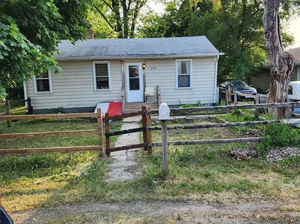 2330 Belden St, Rockford, IL 61101