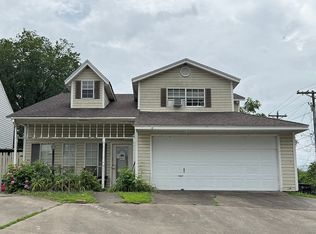 2211 Blueberry Ln, Springdale, AR 72762
