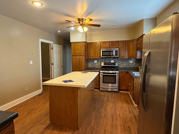 2958 W Fletcher St #1