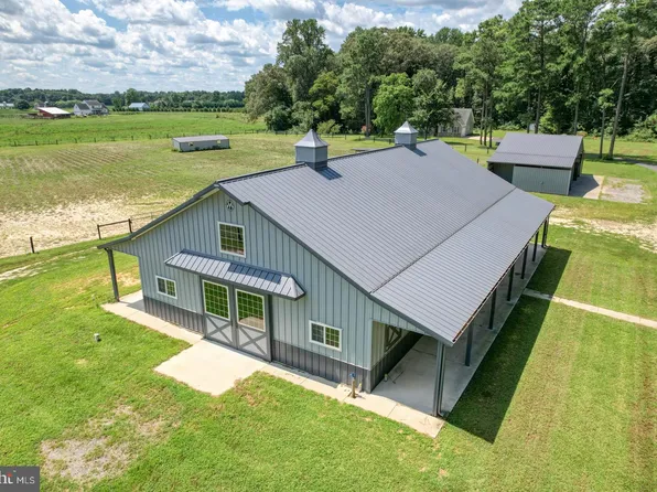 237 Cloverfield Ln, Harrington, DE 19952