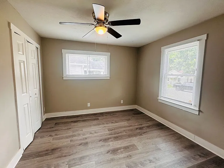 3028 University Rd — Photo 4