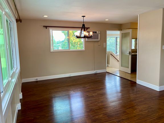 3rd image of 1320 Humuula St