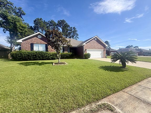 2nd image of 3406 Hermitage Ct