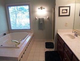 4th image of 816 Hidden Harbor Ct
